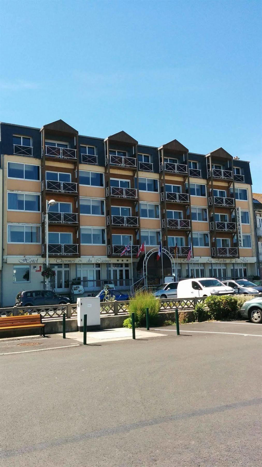Hotel Des Thermes Et Du Casino Люк-сюр-Мер Екстериор снимка